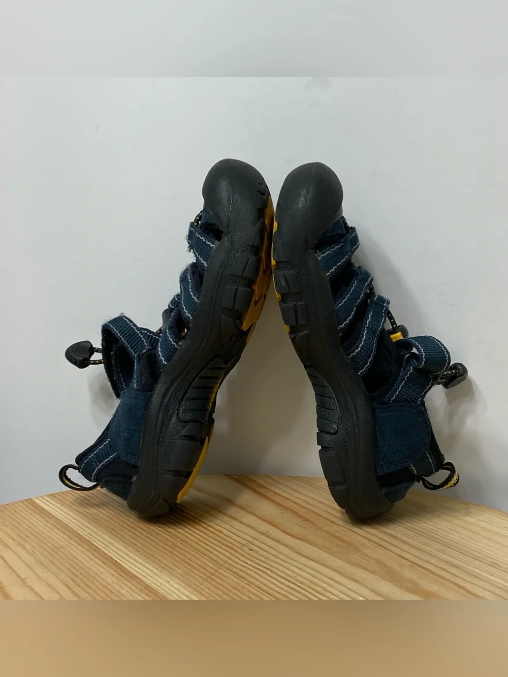 Keen Hiking Sandals Water Shoes Blue Kids Youth Size 12